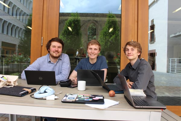 Hinter den Kulissen: Interview mit der Team- und Materialkoordination (TMK)